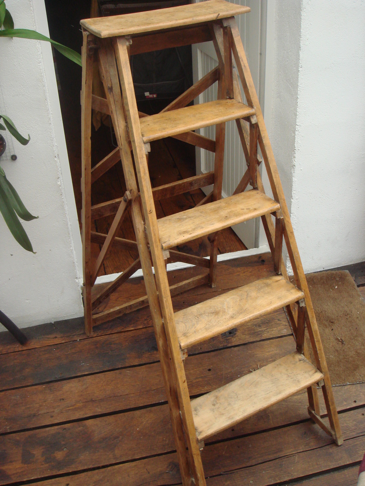 Tabouret escabeau ikea