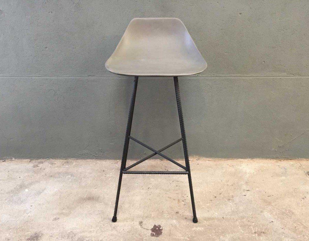 Tabouret de bar tres haut
