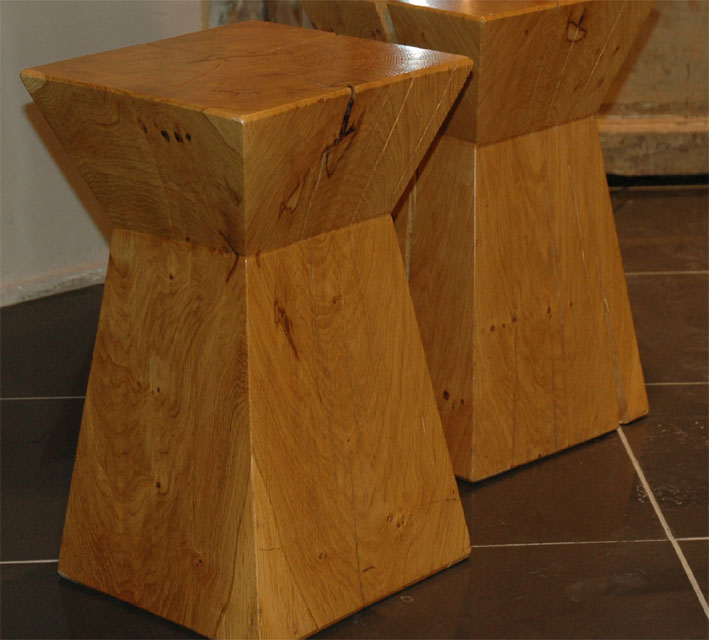 Tabouret design bois massif