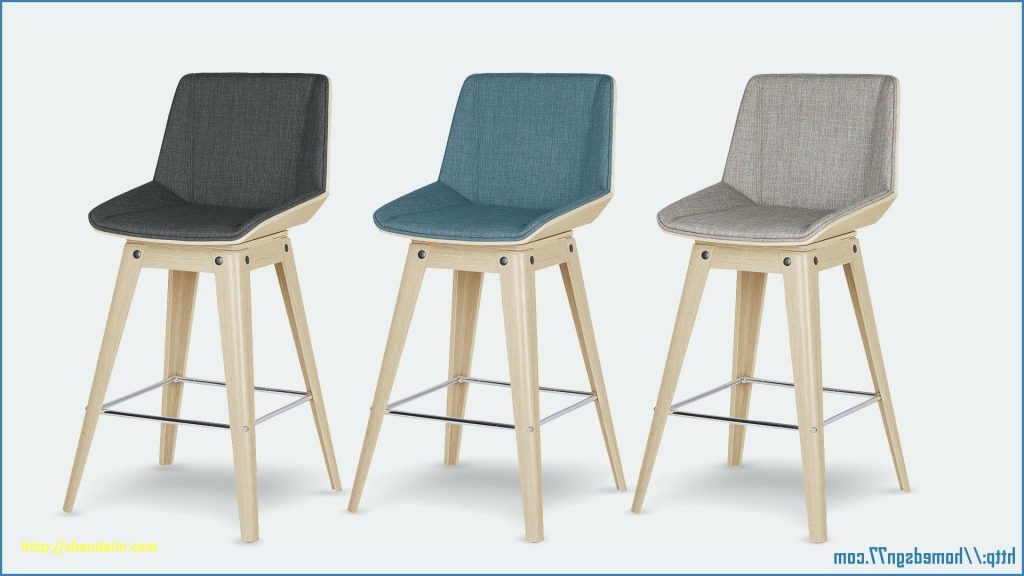 Tabouret bas confortable